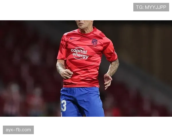 范戴克再次展现防守统治力，出色战术助球队表现抢眼